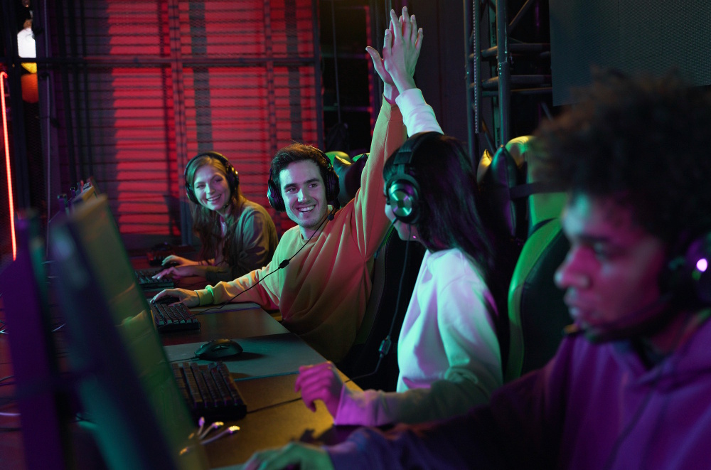 Cum să Pariezi Eficient pe Competițiile de eSports
